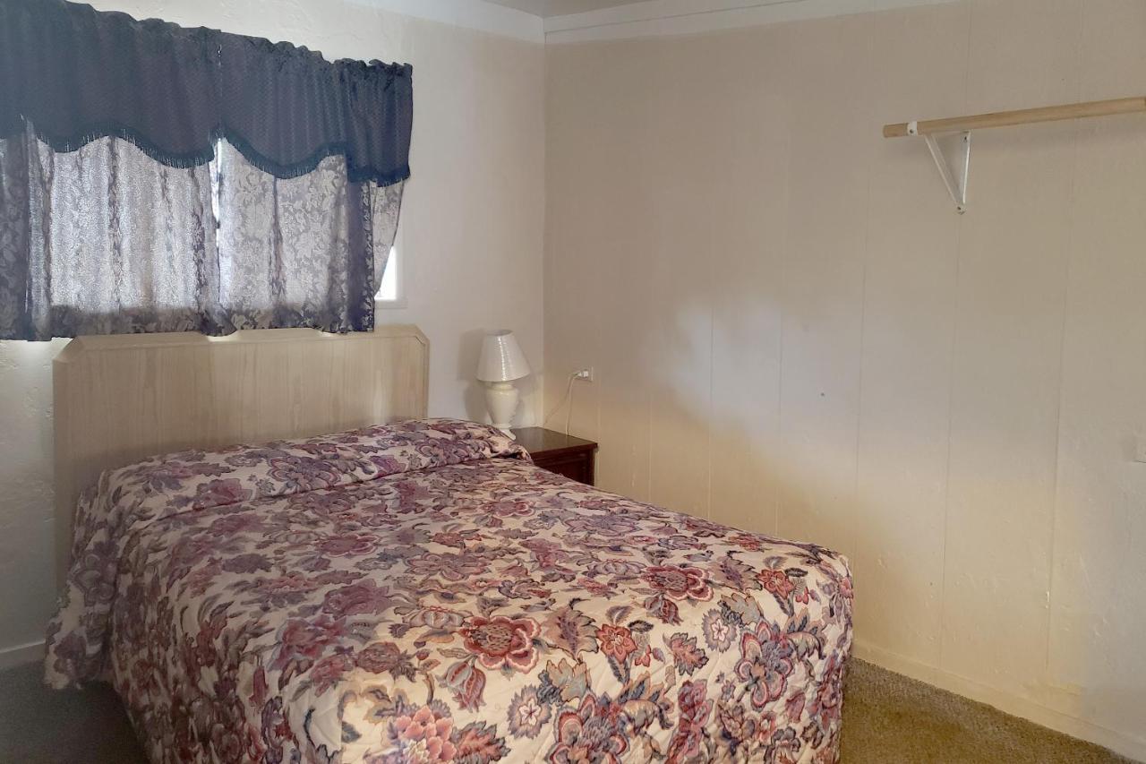 Oyo Hotel Coalinga Hwy 33 East Buitenkant foto