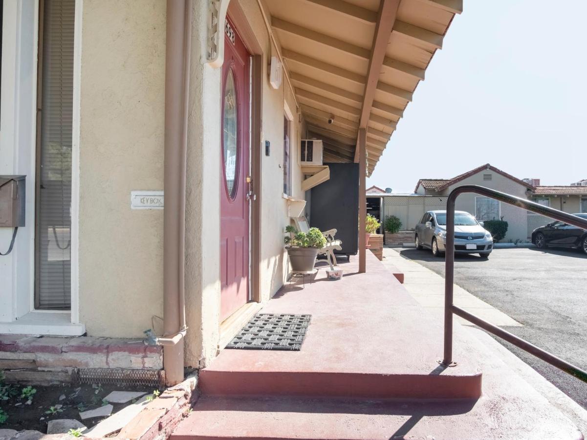 Oyo Hotel Coalinga Hwy 33 East Buitenkant foto