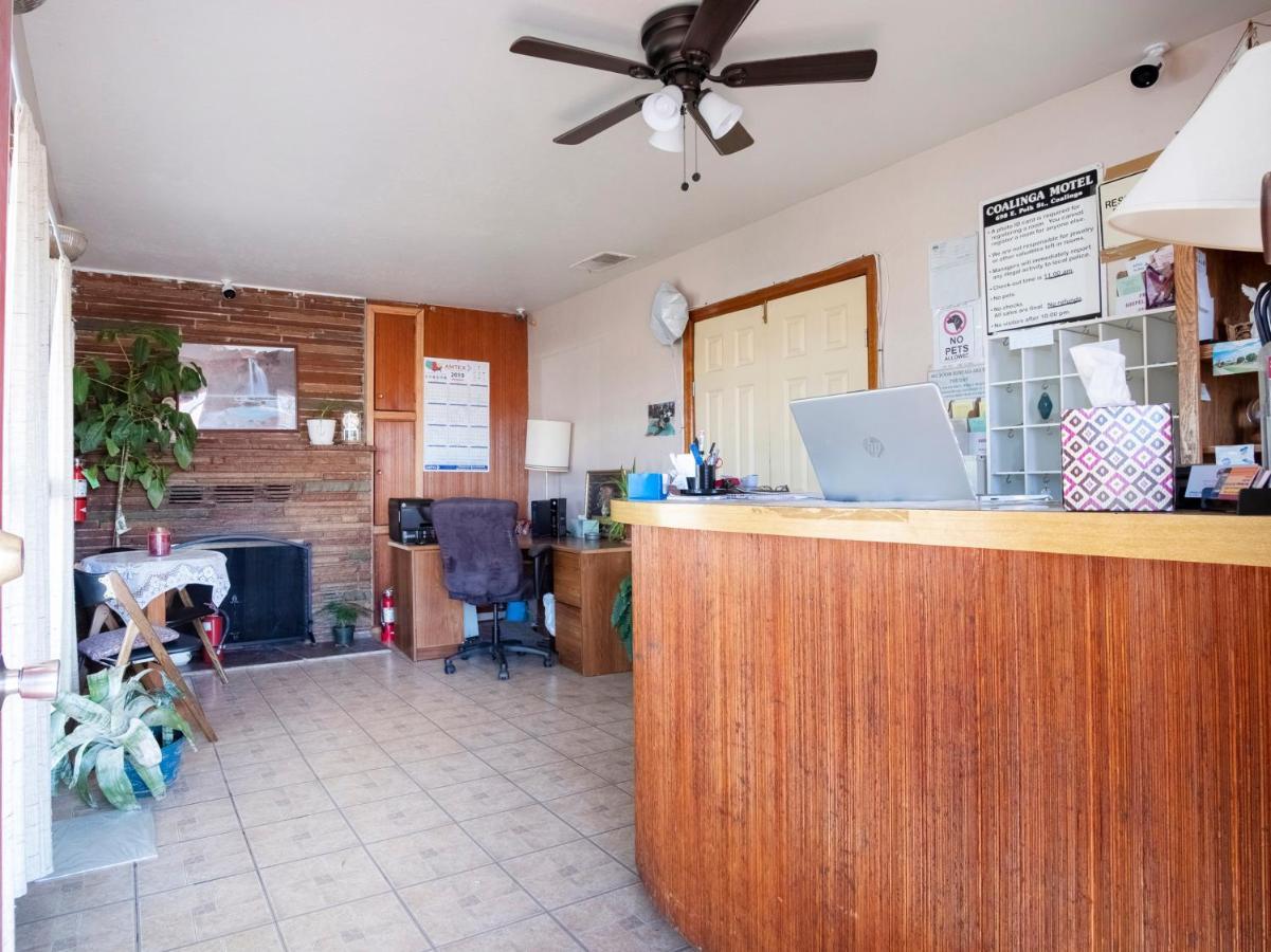 Oyo Hotel Coalinga Hwy 33 East Buitenkant foto